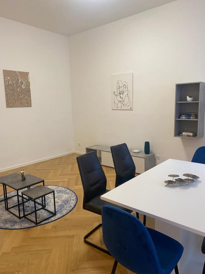Home Sweet Home Vienna - Penthouse Buitenkant foto